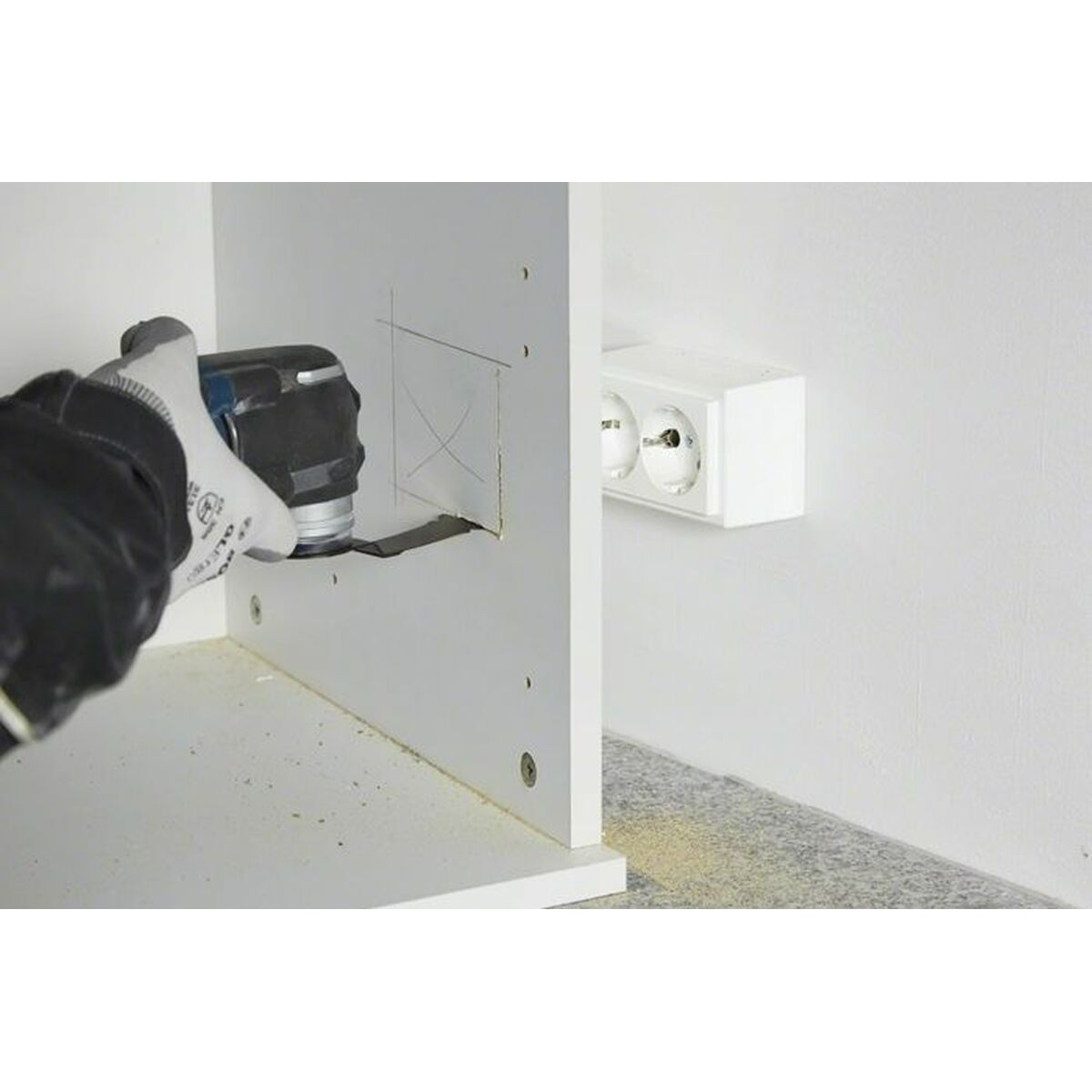 V4H0BDC8AC6EAFF1F1D24572CA8CB71685DR7086981P3