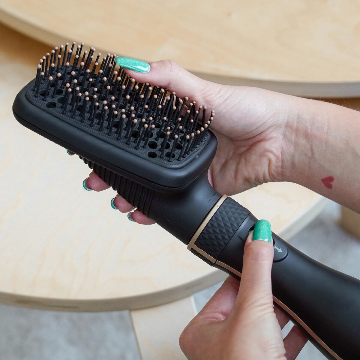 V2HDF290A17BB5F29285AF6B6A9EDF500DFR7740088P7