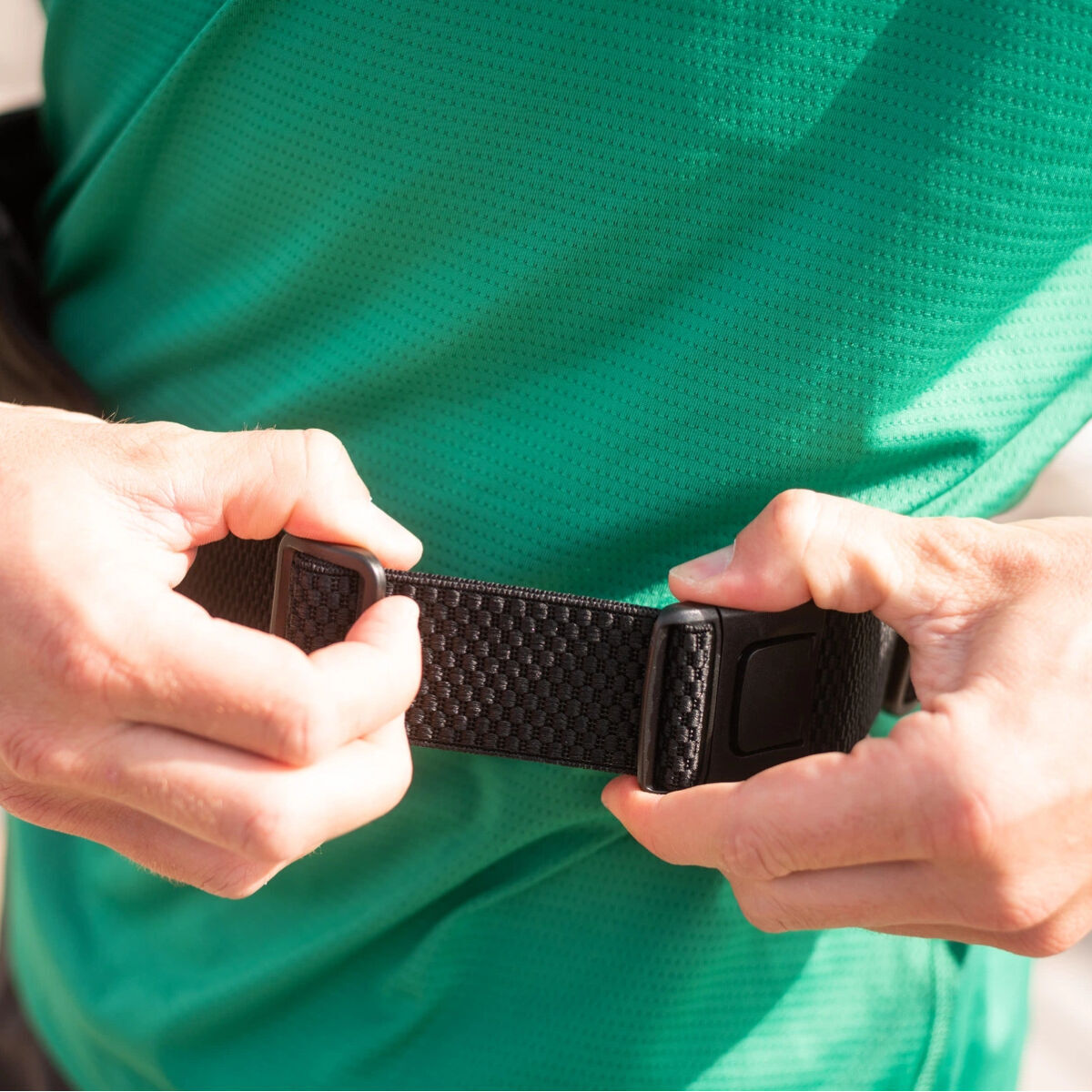 Waterfly Running Waist Bag 3.0 Black Unisex Lycra 1L with Reflectors & Headphone Output
