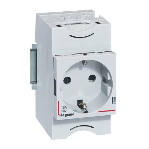 Legrand 004285 Distribuidor Socket Power Deut. Standard 2P + And M.ber.protección 2,5TE — image 1