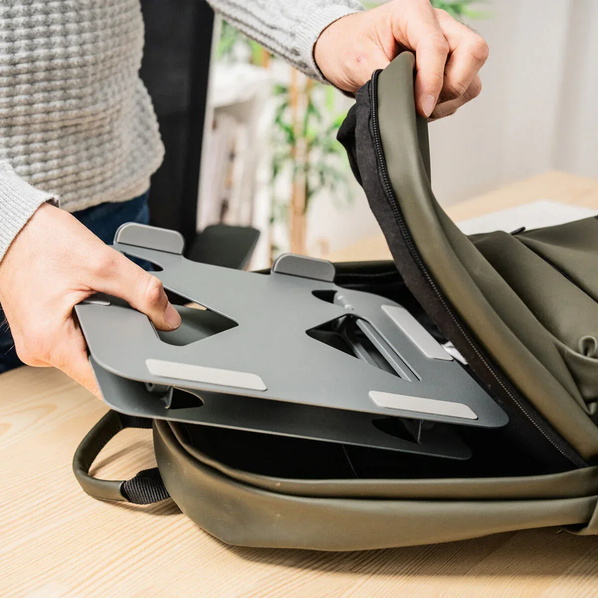 V6H0F79A483FD50237FC2D0335783CFEF6FR5512568P4